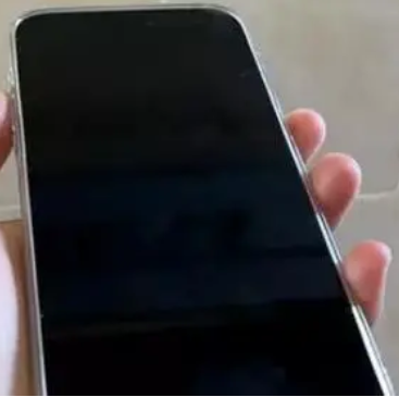 What should I do if I can't open the black screen on the Apple phone? -The Apple mobile phone suddenly black screen can't open a tutorial