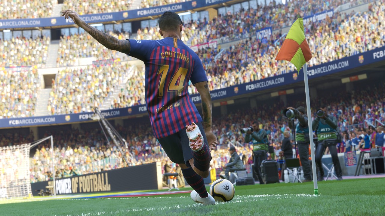 Pro Evolution Soccer 2019 screenshots