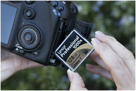 How to recover deleted photos from camera memory card