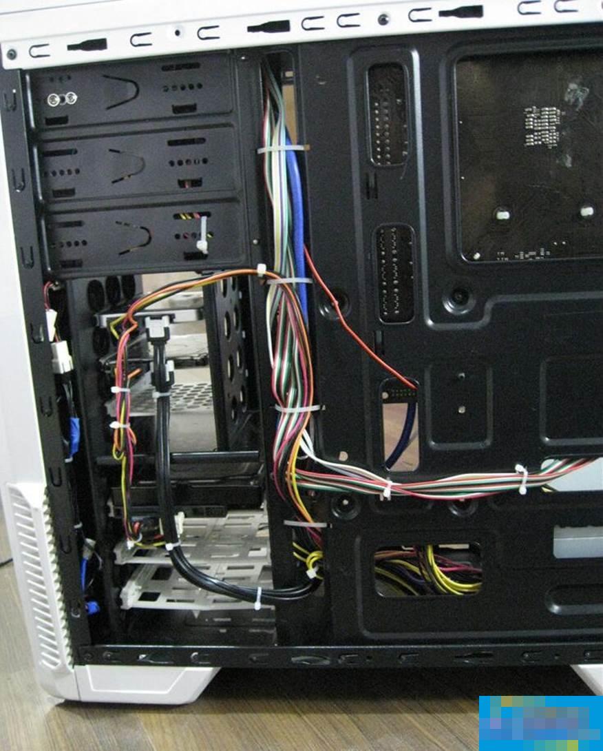 How to clean the dust on the computer host? What should I pay attention to when cleaning desktop dust?