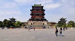 Tour guide to Tengwang Pavilion in Nanchang, Jiangxi